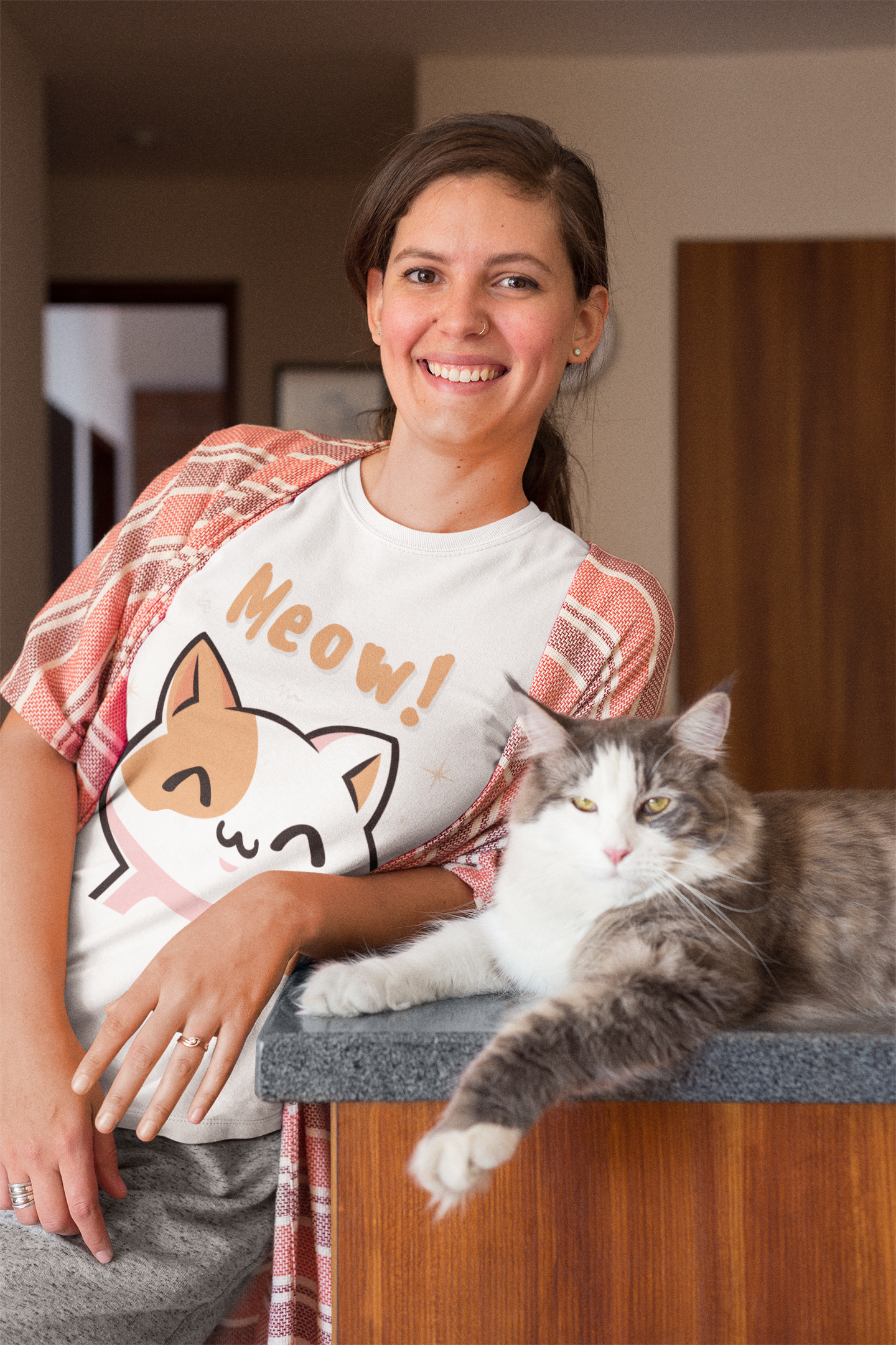 Women's Meow! Waving Cat T-Shirt | Cute Pet Tee
