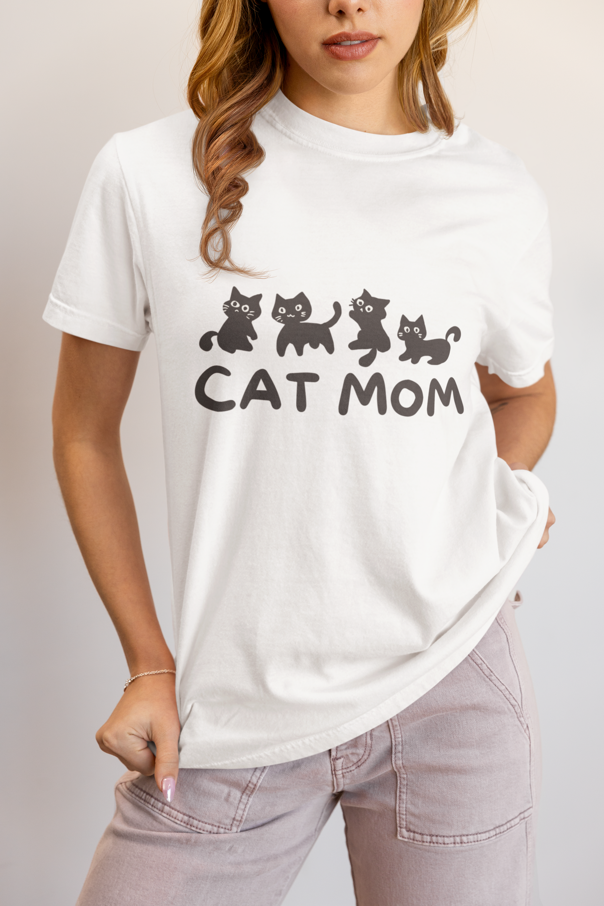 CAT MOM Women's T-Shirt | Cute Kitty Lover Tee